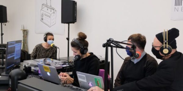 Una radio al Nuovo Forno del Pane di Bologna, la storia di Neu Radio